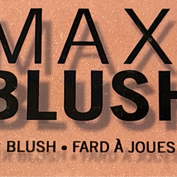 Rimmel Maxi Blush Powder Blush, 001 Third Base. Lightweight, Long Lasting, New - Picture 12 of 12